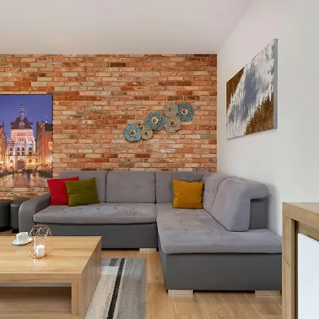 Stylish In Center With Garden And Parking By Renters Apartman *